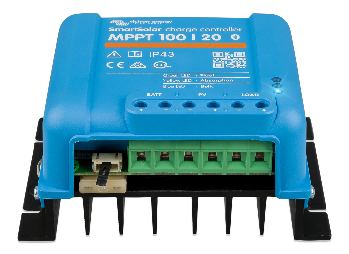 Victron SmartSolar MPPT 100/20 solar charge controller, front view