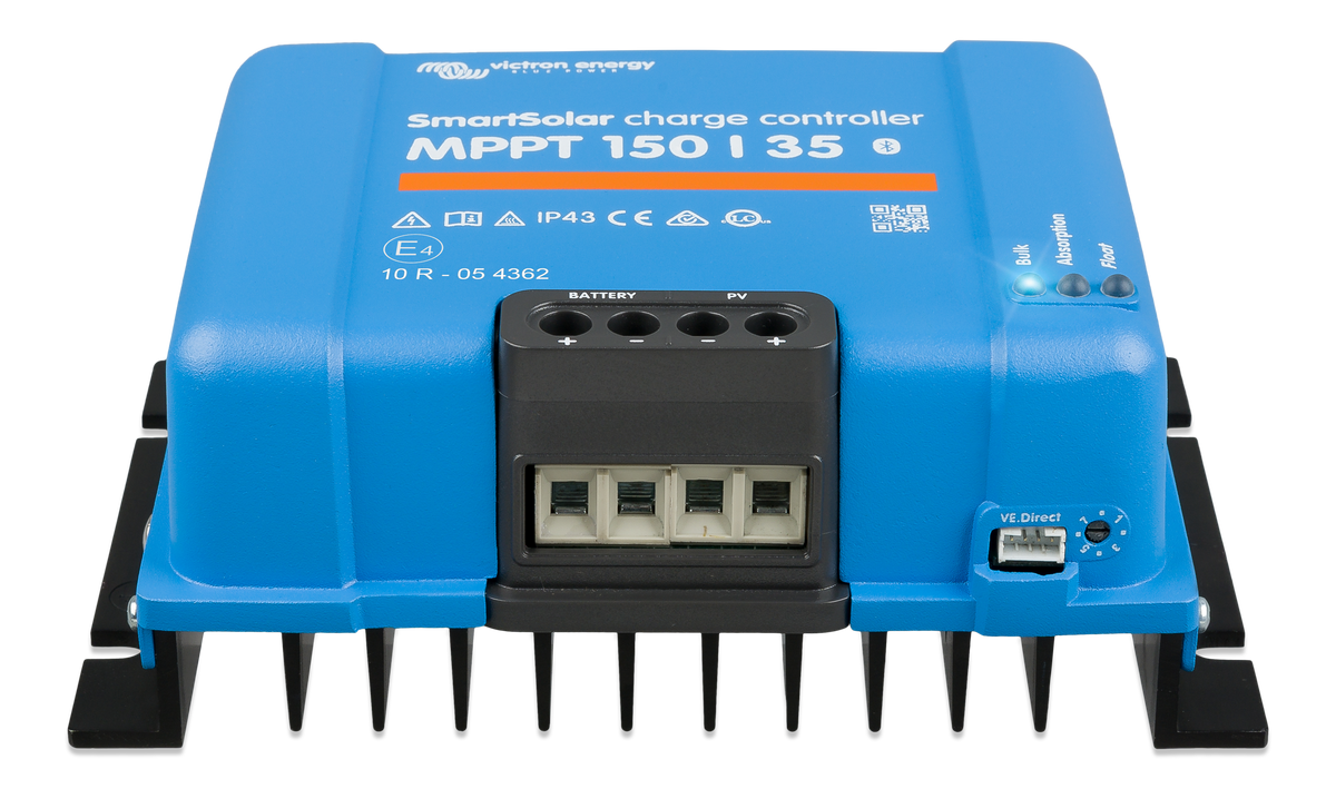 Victron SmartSolar MPPT 150/35 solar charge controller, front view
