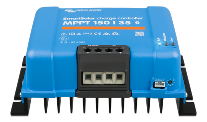 Victron SmartSolar MPPT 150/35 solar charge controller, front view